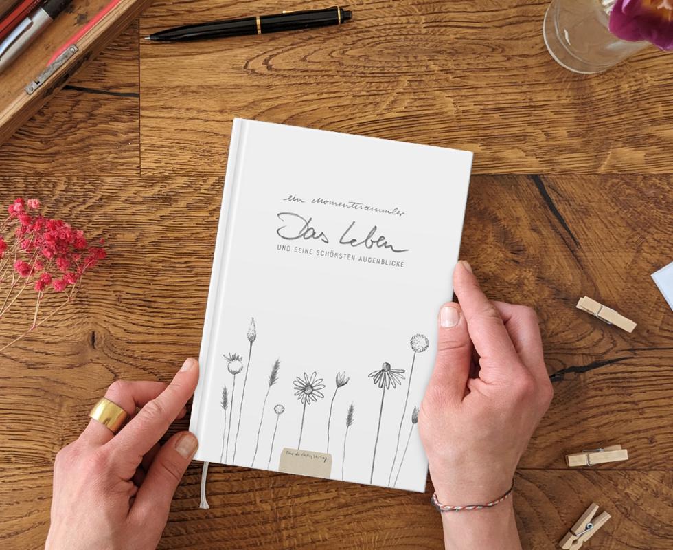 Für schöne Tage - dein Momente-Sammler Erinnerungsalbum, weiß beige im Handlettering Design